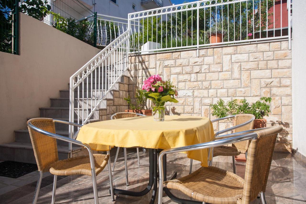 קרק Apartments Dino מראה חיצוני תמונה