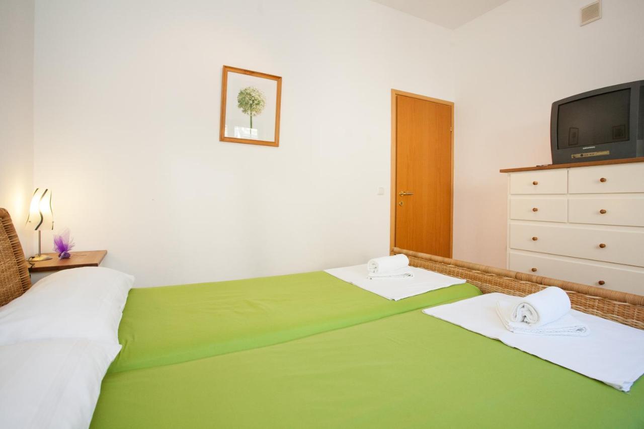 קרק Apartments Dino מראה חיצוני תמונה