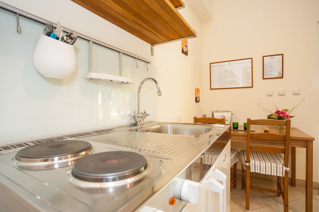 קרק Apartments Dino מראה חיצוני תמונה